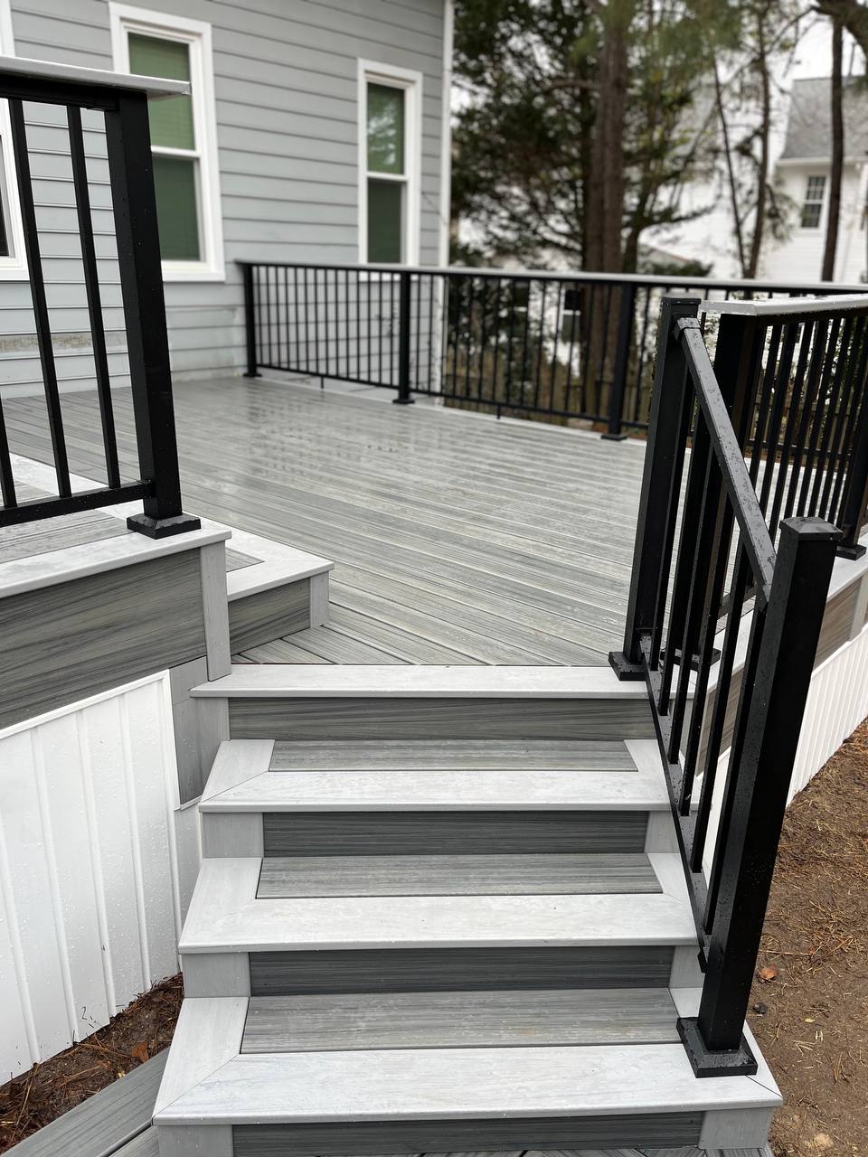Fencing & Privacy Solutions stairs and railing detail